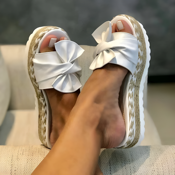 Women's Fashion Sandals Designed for Comfort and Balance