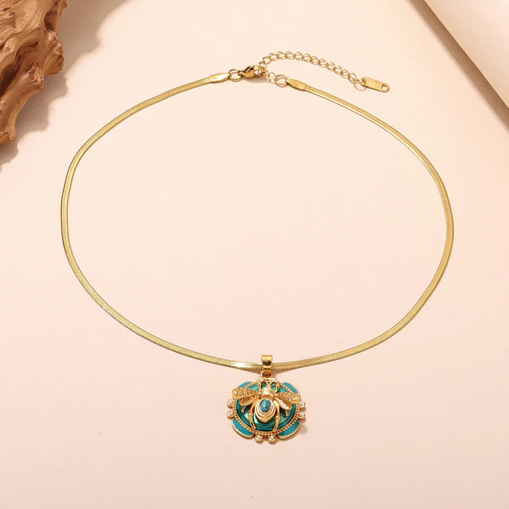 Chic Bee Pendant Necklace in Turquoise Gold