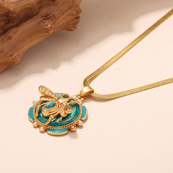 Chic Bee Pendant Necklace in Turquoise Gold