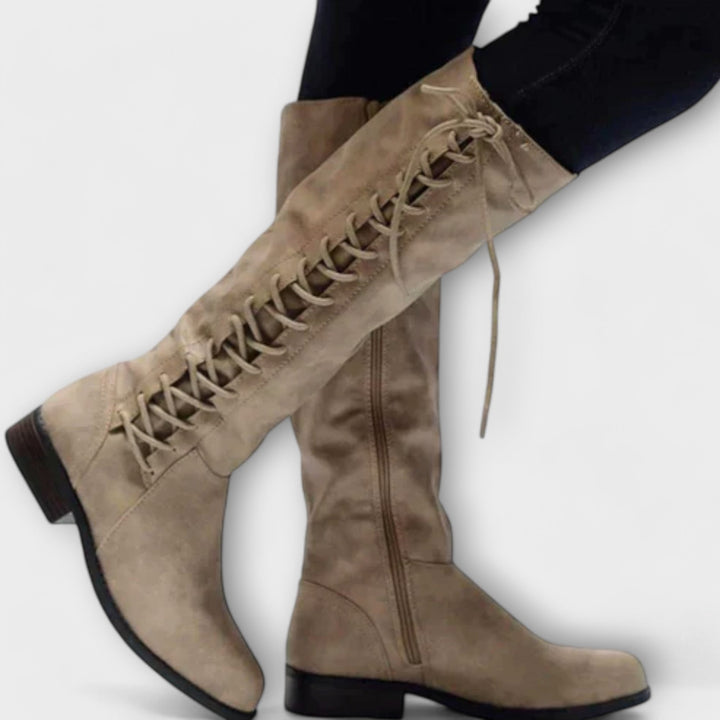 Milenne | Boots with Character