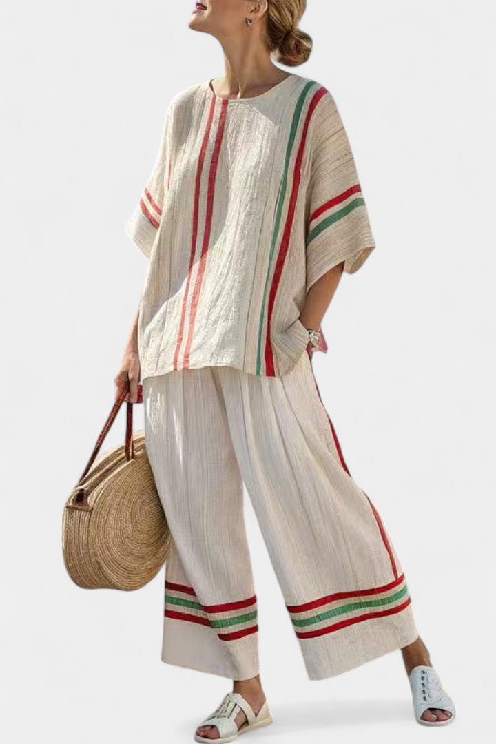 Noemi – printed boho blouse and comfortable wide trousers
