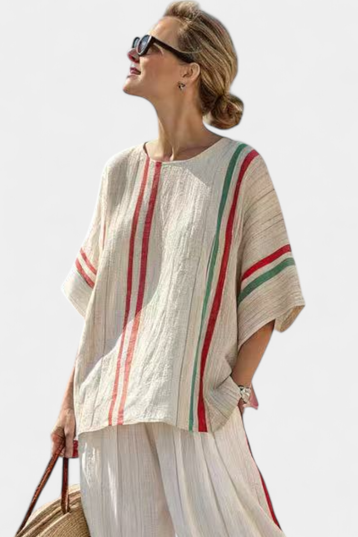 Noemi – printed boho blouse and comfortable wide trousers