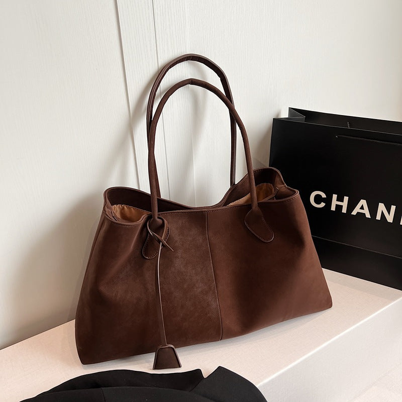 Vienna - Elegant Maxi Tote