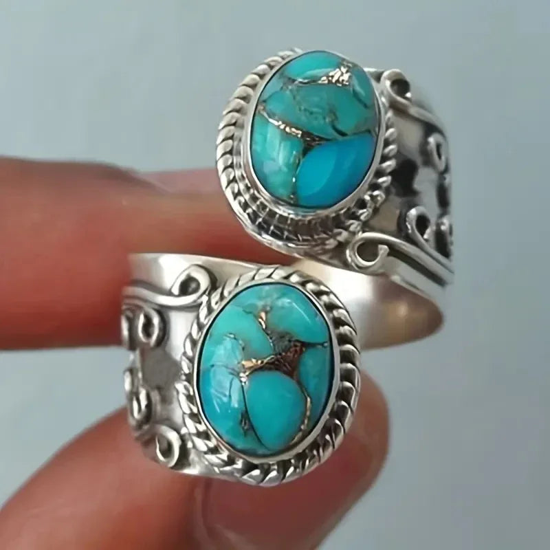 Elegant Vintage Cross Ring in Turquoise
