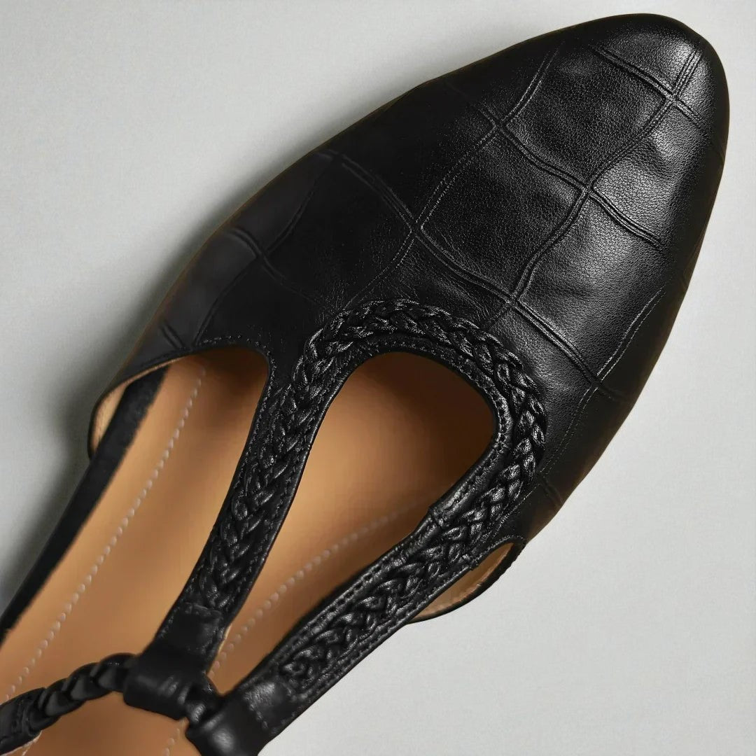 Kepa™ | Classic Orthopedic Flats