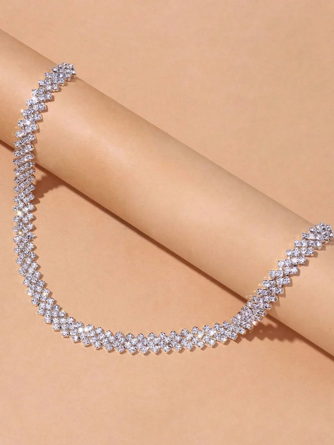 Elegant Rhinestone Necklace