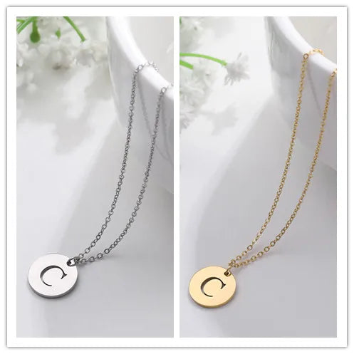 Elegant Gold Letter Pendant Necklace