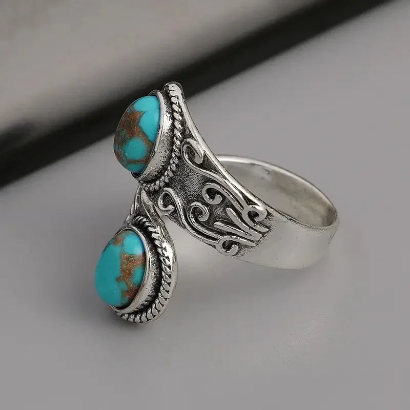 Elegant Vintage Cross Ring in Turquoise