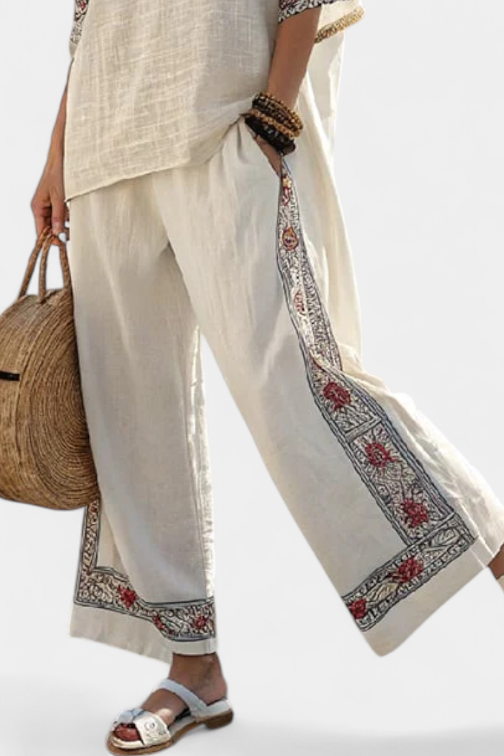 Tiziana – essential embroidered blouse and wide trousers