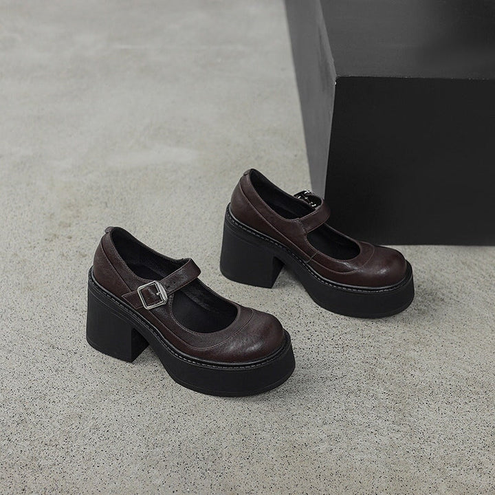 Pela™ | Elegant Strap Pumps