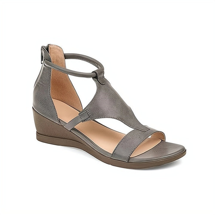 Chic Comfort – Women's Stylish Roman Sandals