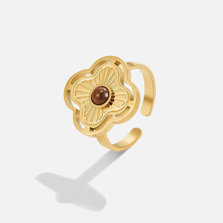 Lucky flower ring in tiger's eye